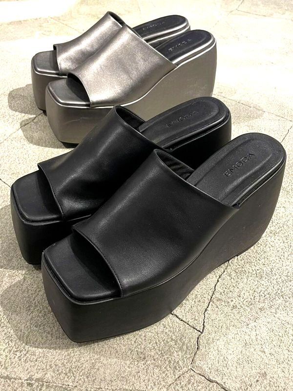 1回のみ使用】極美品25cm NIKE エアマックス アイラ ブラック エア