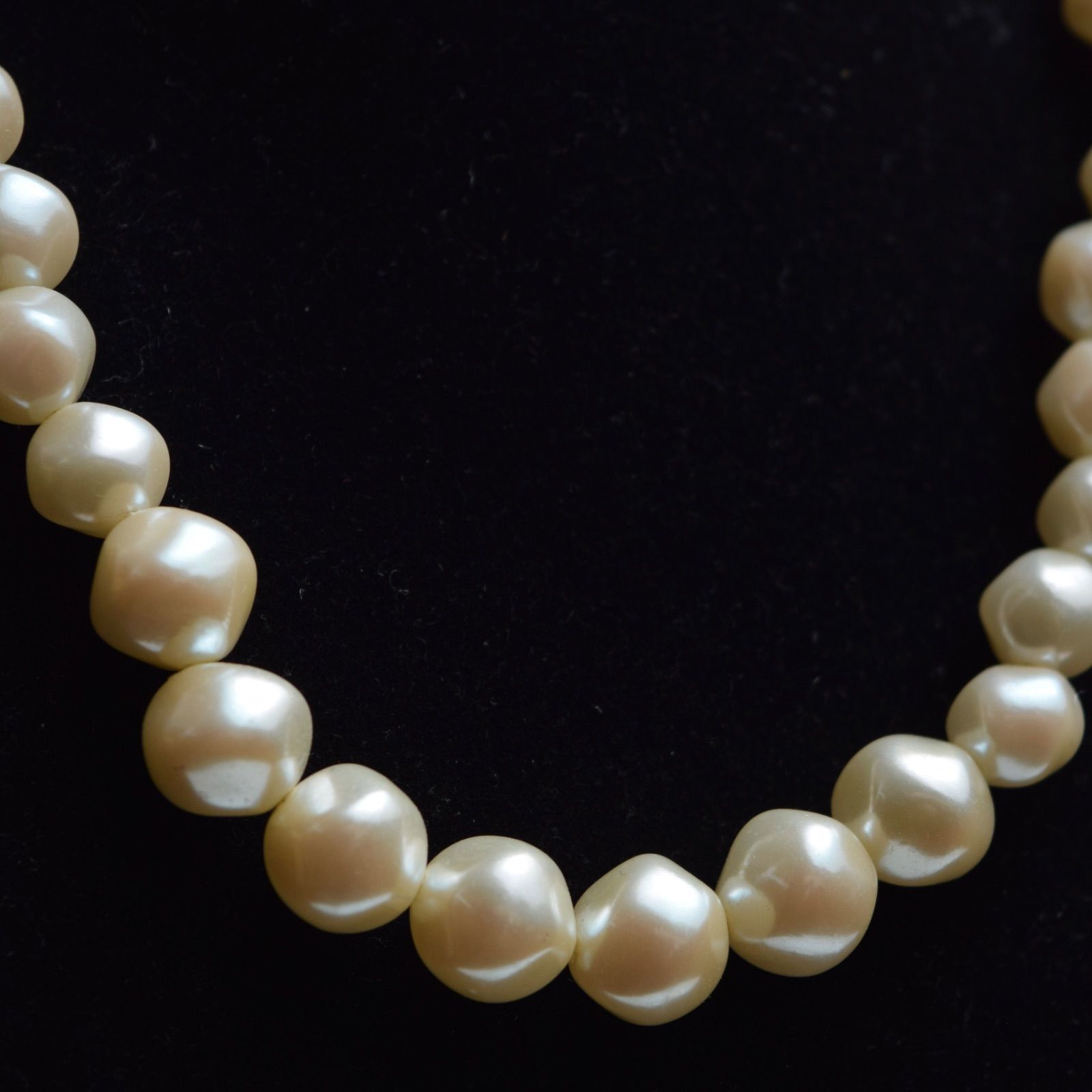Vintage octagonal pearl necklace - メルカリ