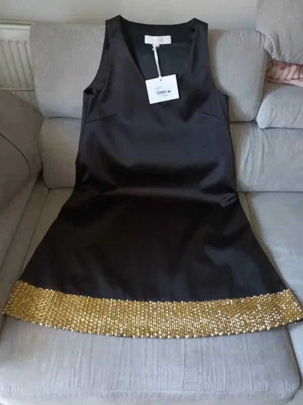 タラ グレープフルーツ シルク ワンピース 40 サイズ