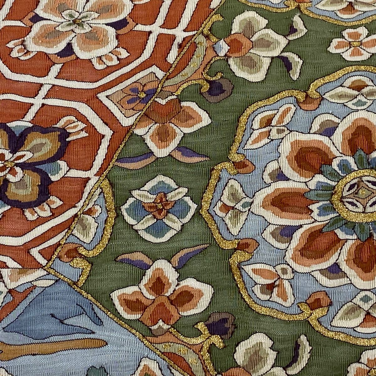 袋帯 逸品 華文 花唐草 金糸 ベージュ お太鼓柄 正絹 【中古 袋帯 逸品 華文 花唐草 金糸 ベージュ お太鼓柄 正絹 【中古