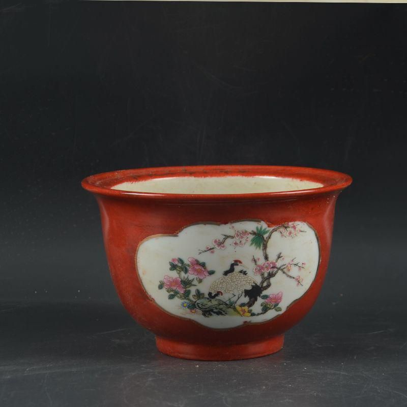 沙紅開窓ツル花鳥図菖蒲の鉢 陶磁器 装飾品 現代工芸品 美術品 置物 沙紅開窓ツル花鳥図菖蒲の鉢 陶磁器 装飾品 現代工芸品 美術品 置物