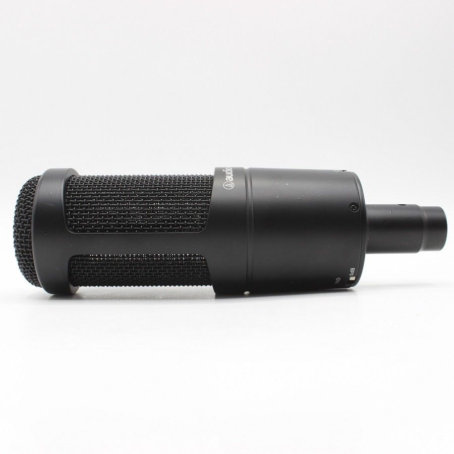 コンデンサーマイクロホン