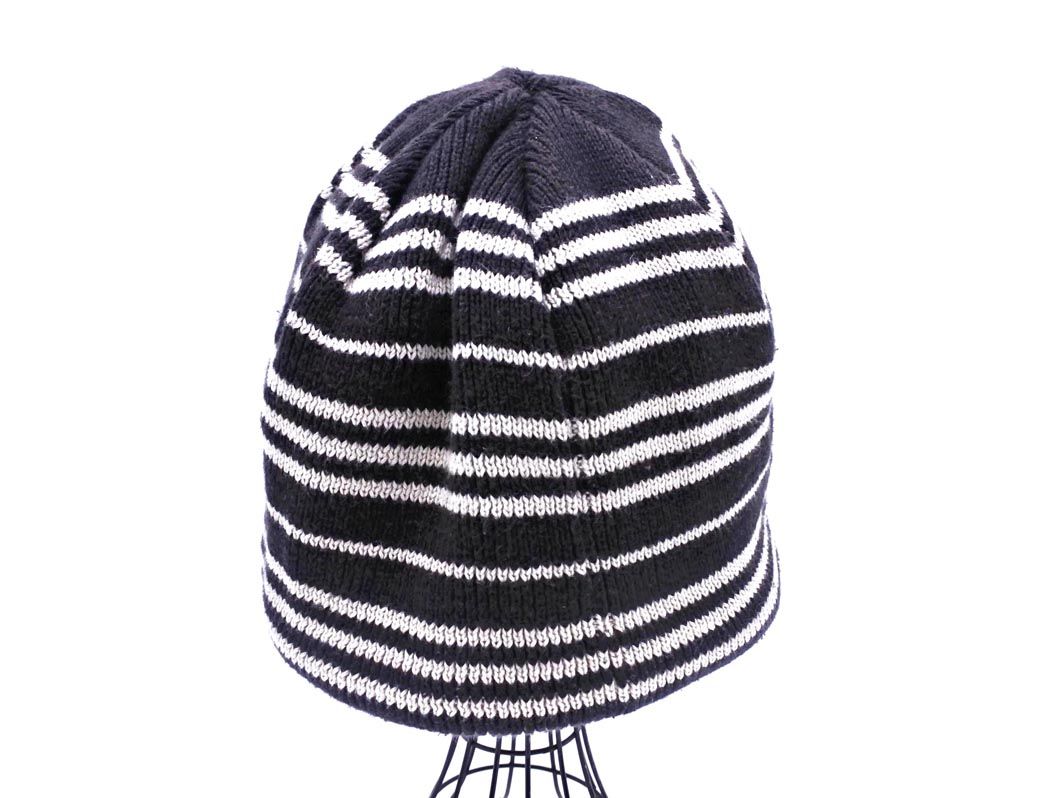 BURBERRY BLACK LABEL ニット帽　耳当て　ボンボン BURBERRY BLACK LABEL ニット帽 耳当て ボンボン