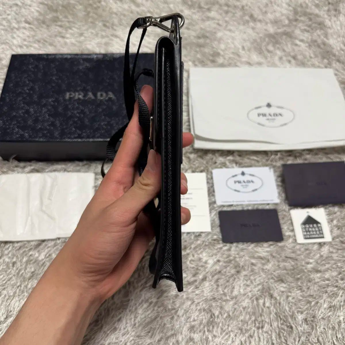 PRADA プラダ
