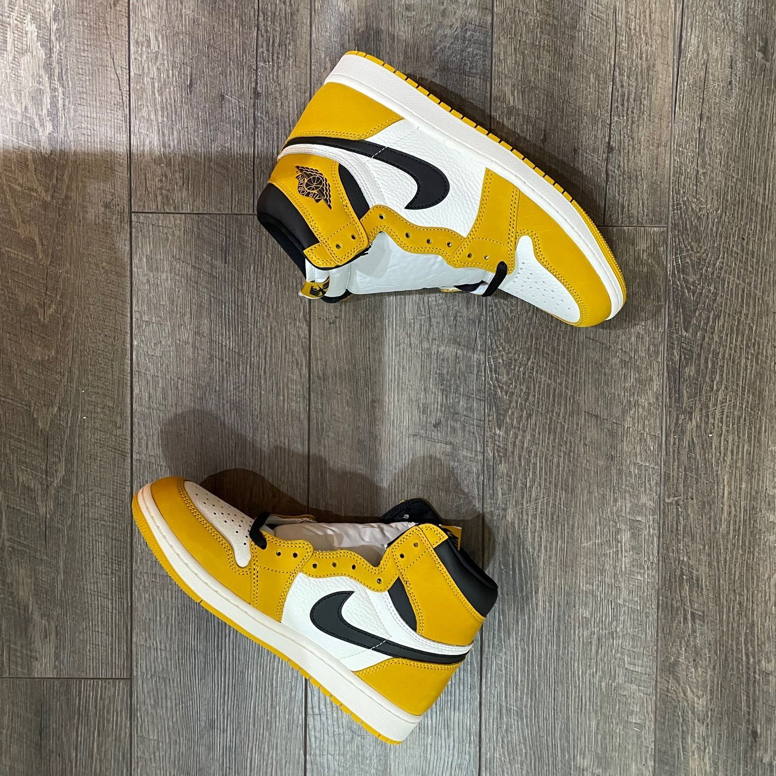 未使用 Nike Air Jordan 1 Retro High OG 