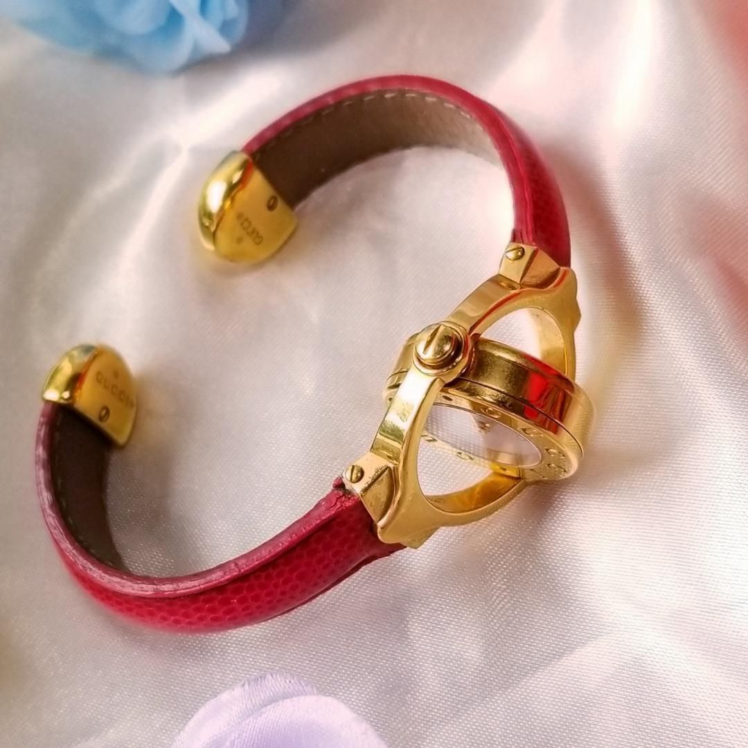 電池新品】 GUCCI 回転式 Gバングル 腕時計 GQ6600 白文字盤 電池新品】 GUCCI 回転式 Gバングル 腕時計 GQ6600 白文字盤