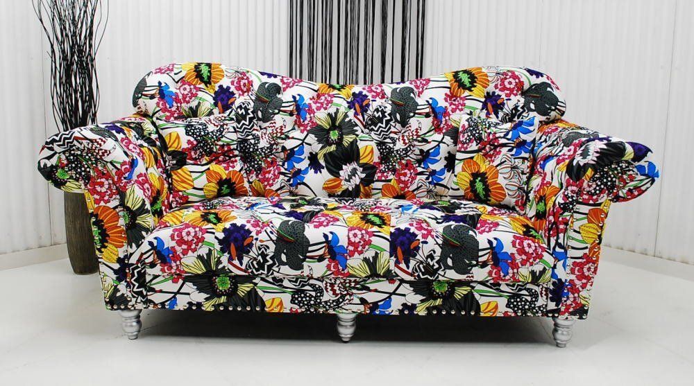 チェスターフィールド調デザイン