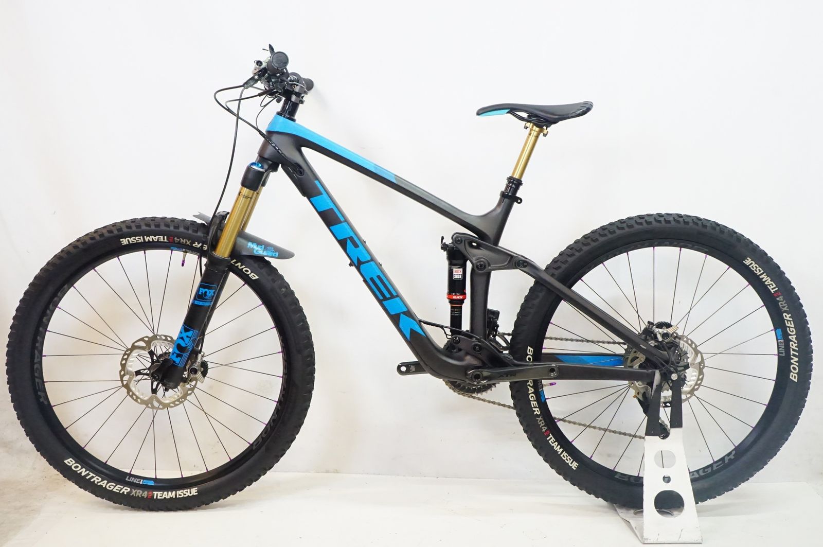 HOT ! TREK MADONE 2.1 TEAM ISSUE 2015 TREK ロードバイク HOT ! TREK MADONE 2.1 TEAM ISSUE 2015 TREK ロードバイク