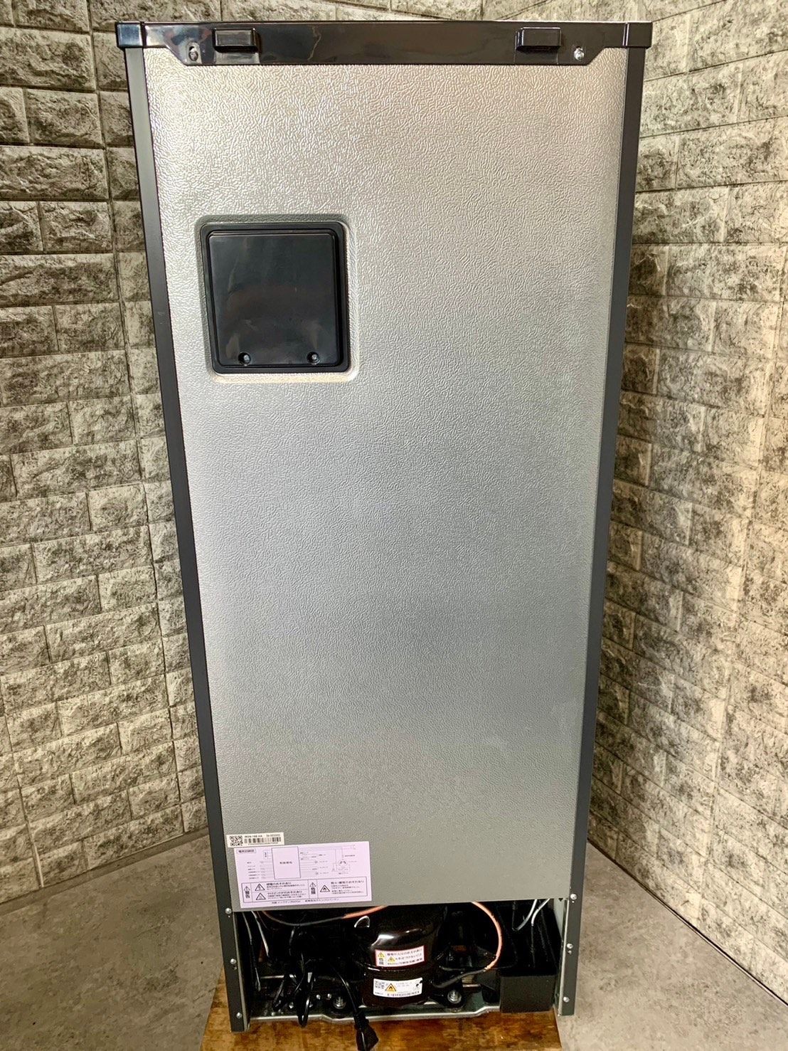 高年式】大阪送料無料☆3か月保障付き☆冷蔵庫☆2024年  