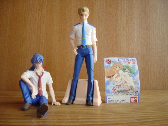 ♯FOt20OBマクロスFフロンティアキャラコレ。フルコンプ全5種 Amazon.co.jp: マクロスFフロンティア キャラクターズ BOX