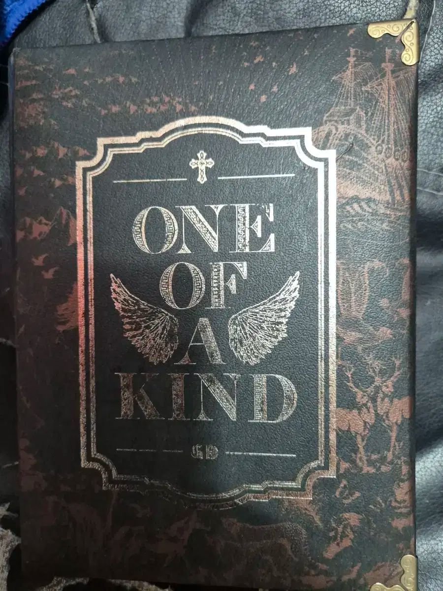 G-DRAGON KWON JI YONG DVD &CD セット売り G-DRAGON KWON JI YONG DVD &CD