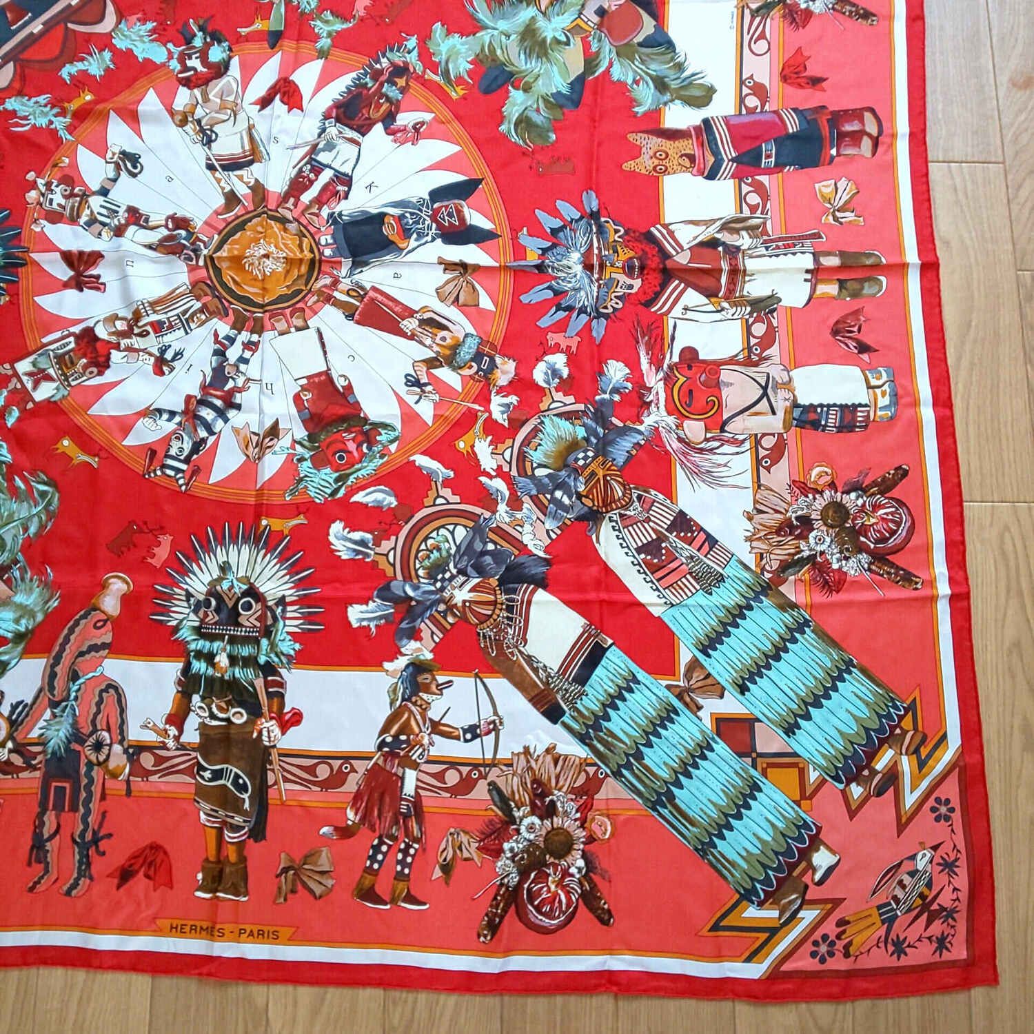 エルメス カチナ ポピ族インディアン柄 140 大判ショール 中古品 1061C-04 HERMES エルメス 大判スカーフ ホピ族 カチナ柄 インディアン