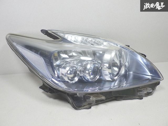 トヨタ　プリウス　30 純正ヘッドライト　左右セット　中古品　KOITO トヨタ プリウス 30 純正ヘッドライト 左右セット 中古品 KOITO