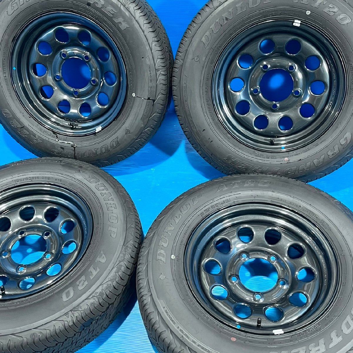 るり様　超メルカリ市！送料無料！ 新品195/80R15 ジムニー 新車外し スズキ純正 アルミ 新車外し 195/80R15 ジムニー シエラ - メルカリ