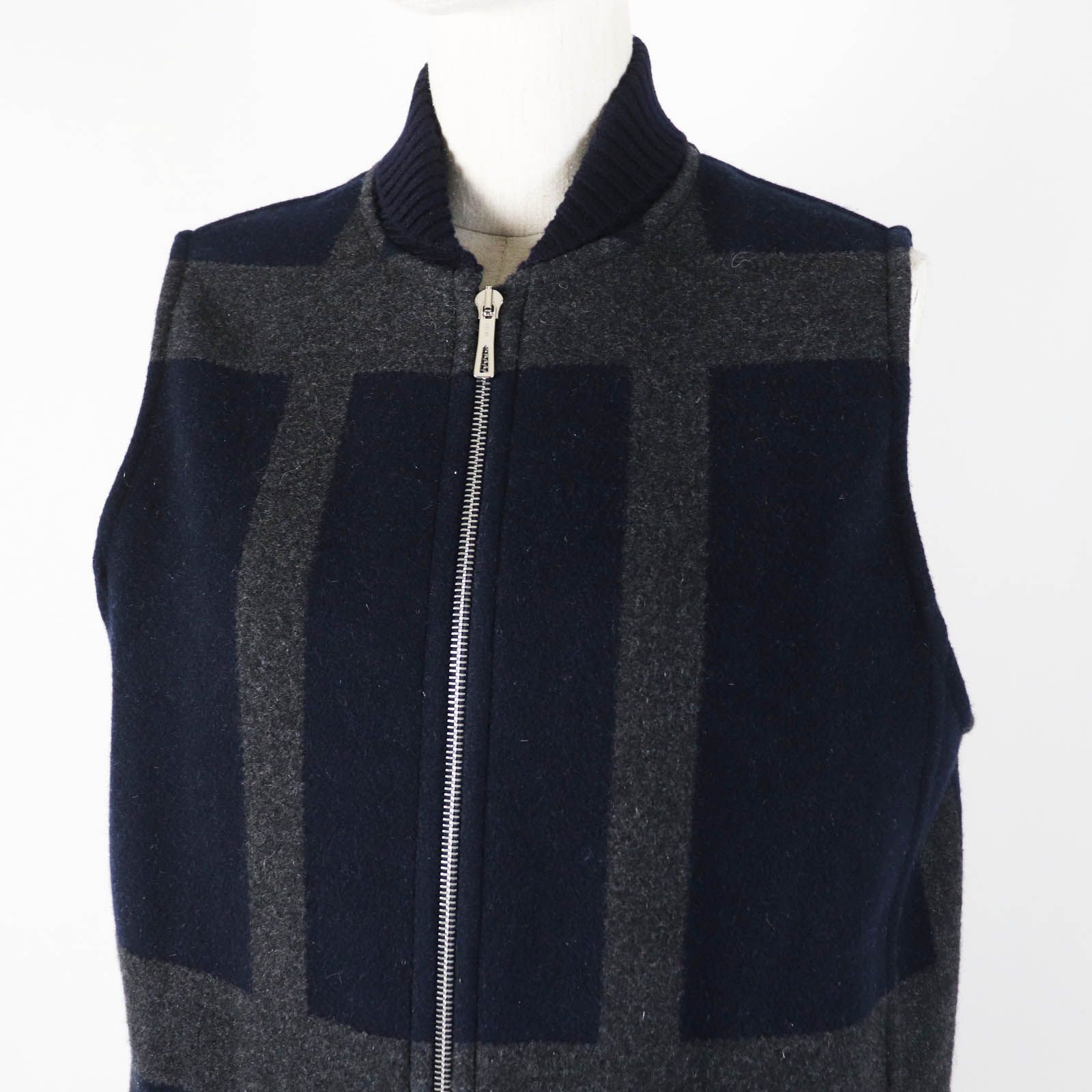 HERMES - 極美品◎HERMES エルメス 20AW Varsity カシミヤ レザーパイピング ロング丈 ジレ／ベスト ネイビー グレー 34 ハンガー付き フランス製 正規品 レディース 極美品◎HERMES エルメス 20AW Varsity カシミヤ レザー