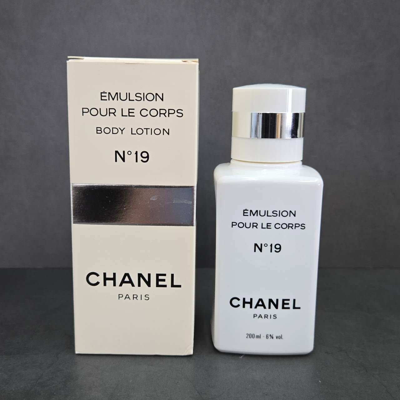 CHANEL No.19 ボディーローション