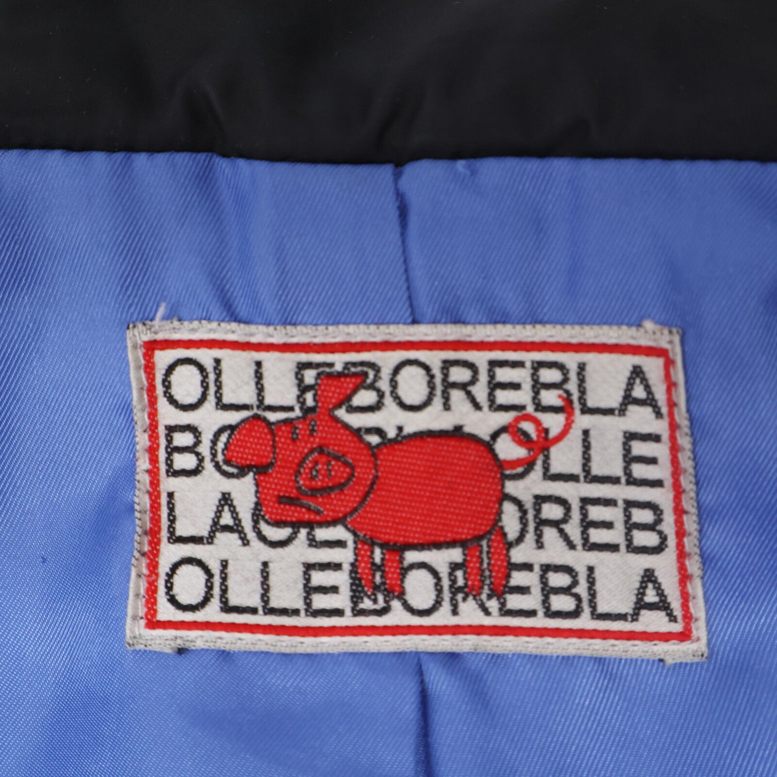 OLLEBOREBLA アルベロベロ ﾌﾞﾗｯｸ 豚さん刺繍 ﾅｲﾛﾝ ﾀﾞｯﾌﾙｺｰﾄ 表記