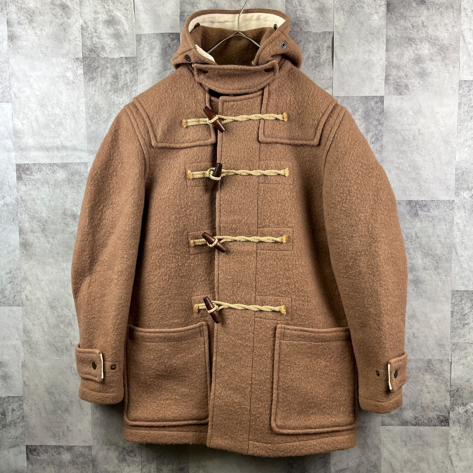美品 イングランド製 gloverall MONTY ダッフルコート ベージュ 美品 イングランド製 gloverall MONTY ダッフルコート ベージュ