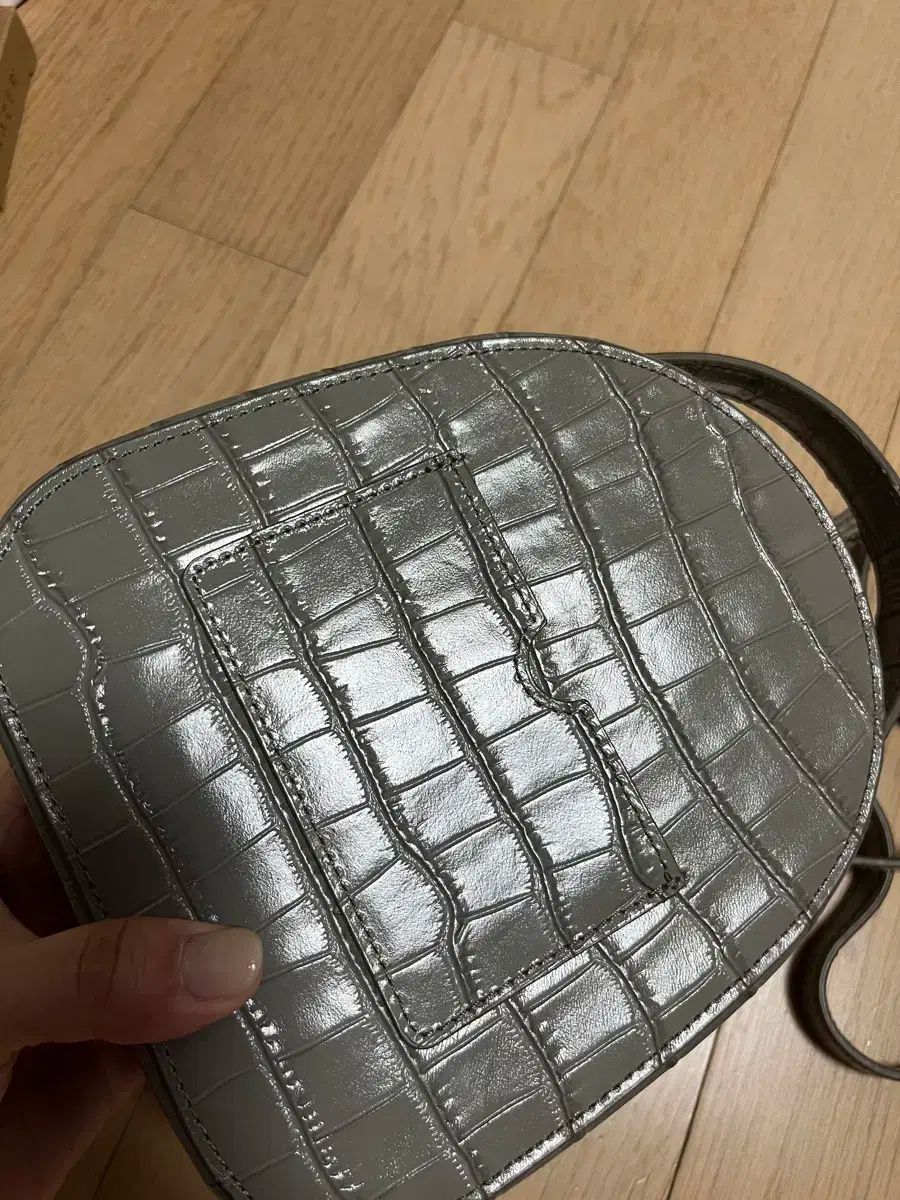 クロスバッグ