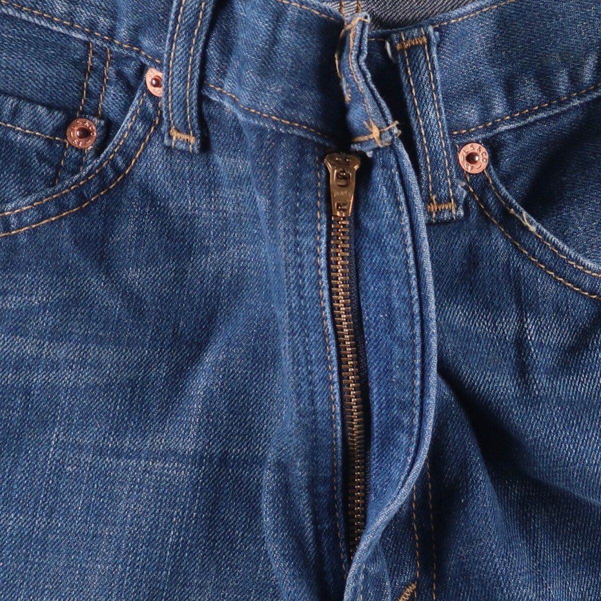 リーバイス Levi