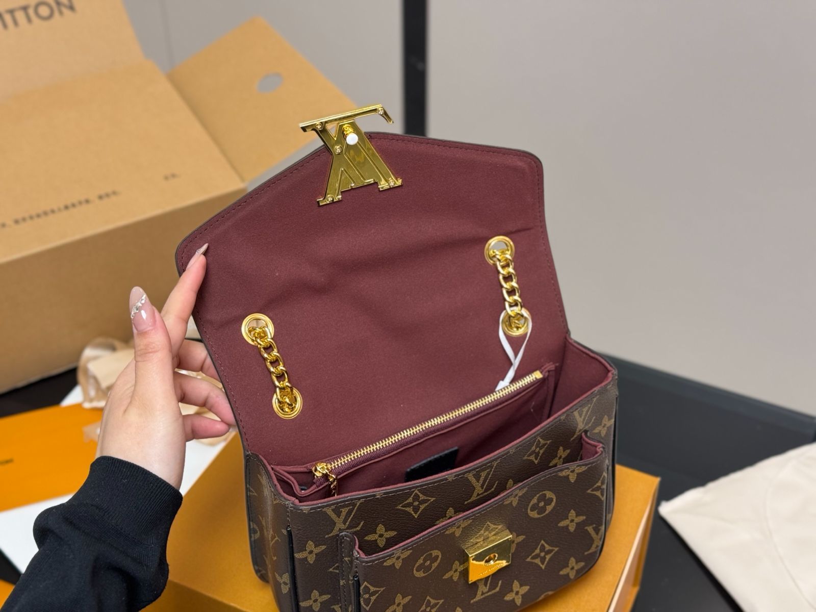 今日特価】LV Passy Messenger Bag ルイ・ヴィトン パッシー