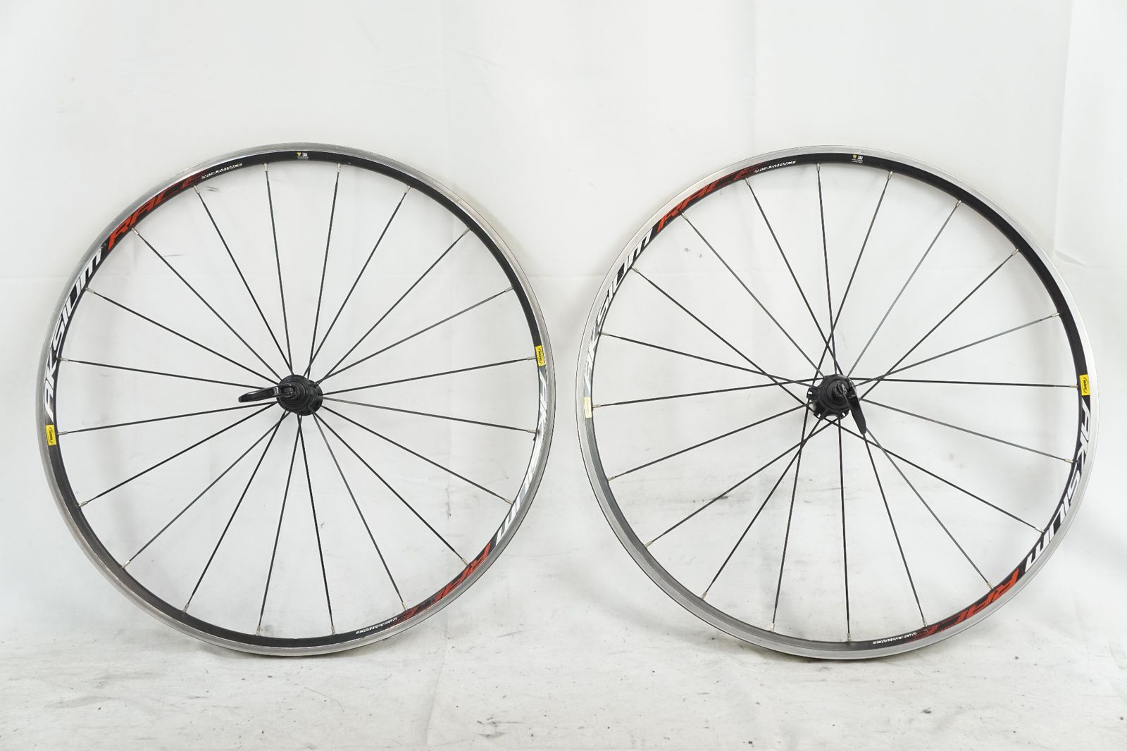 MAVIC 「マビック」 AKSIUM RACE シマノ10速 ホイールセット / バイチャリ浦和ベース
