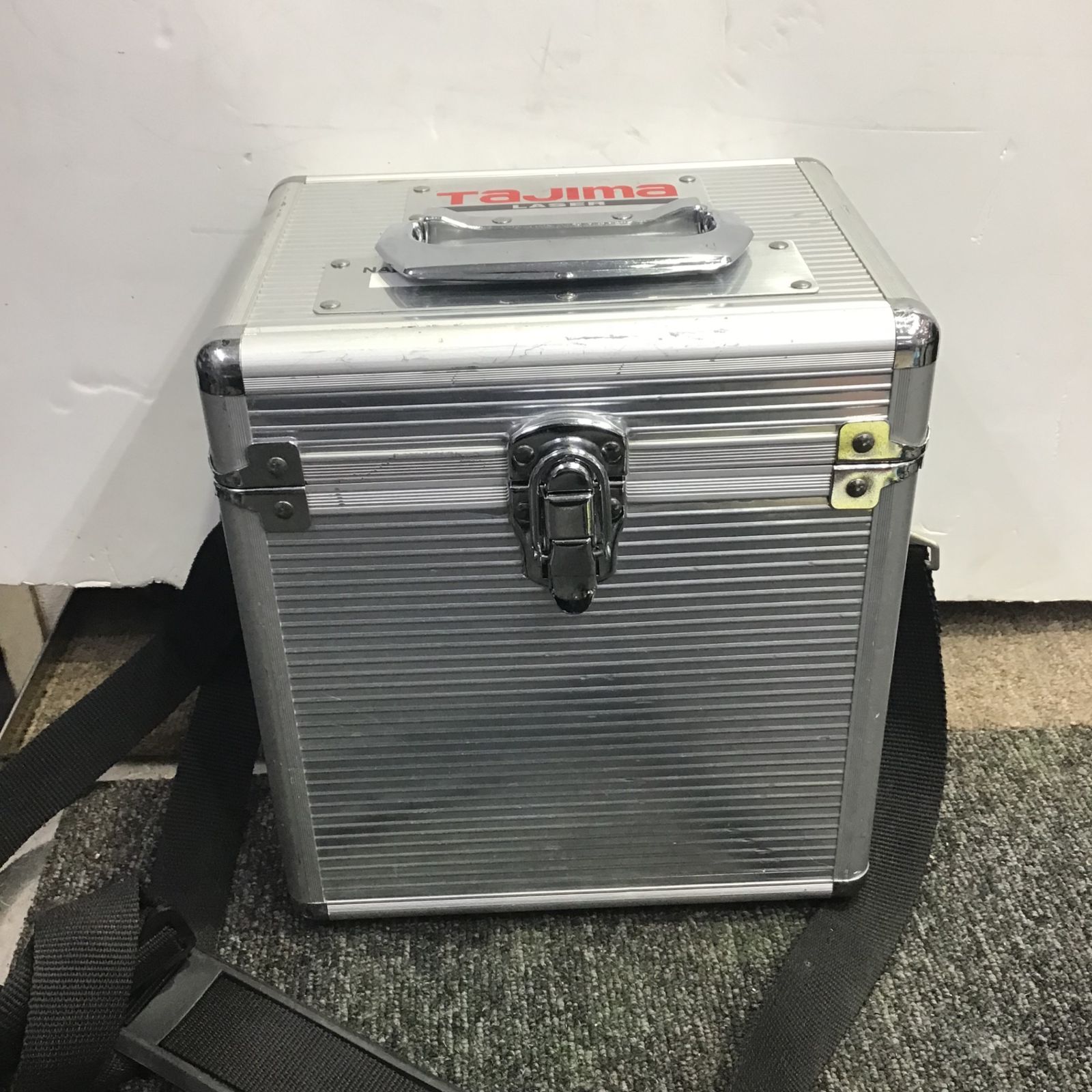 中古品】 TAJIMA タジマ レーザー墨出し器 GT4Xi JL-GT4XI2 - メルカリ
