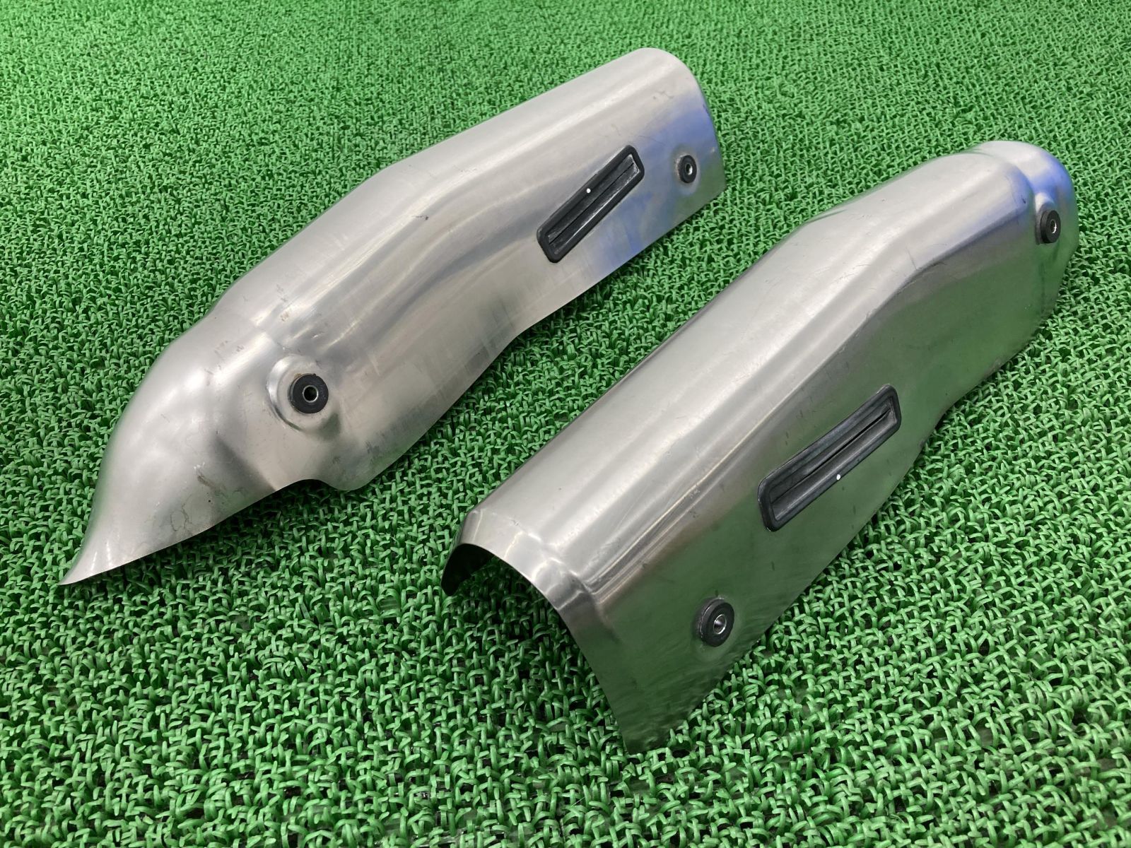 パイプ，天然材質， VFR800 マフラーヒートガード 左右 ホンダ 純正 中古 バイク 部品 RC46