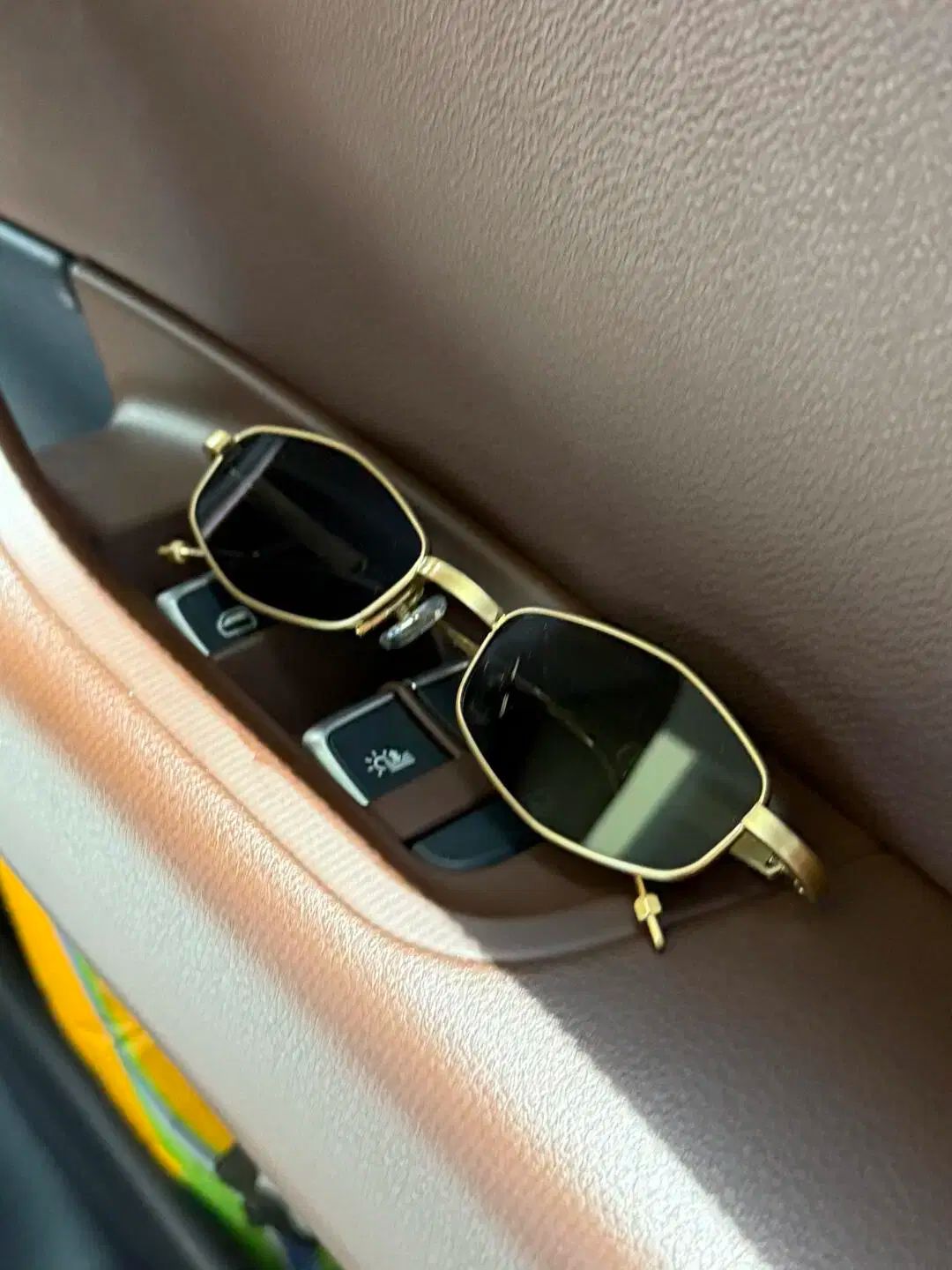 本物 ジェントルモンスター x Maison Margiela メゾンマルジェラ MM218 A030 G サングラス