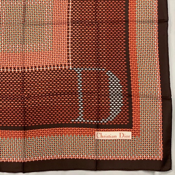 美品 Christian Dior ディオール ロゴ 総柄 シルク100 美品 Christian Dior ディオール ロゴ 総柄 シルク100