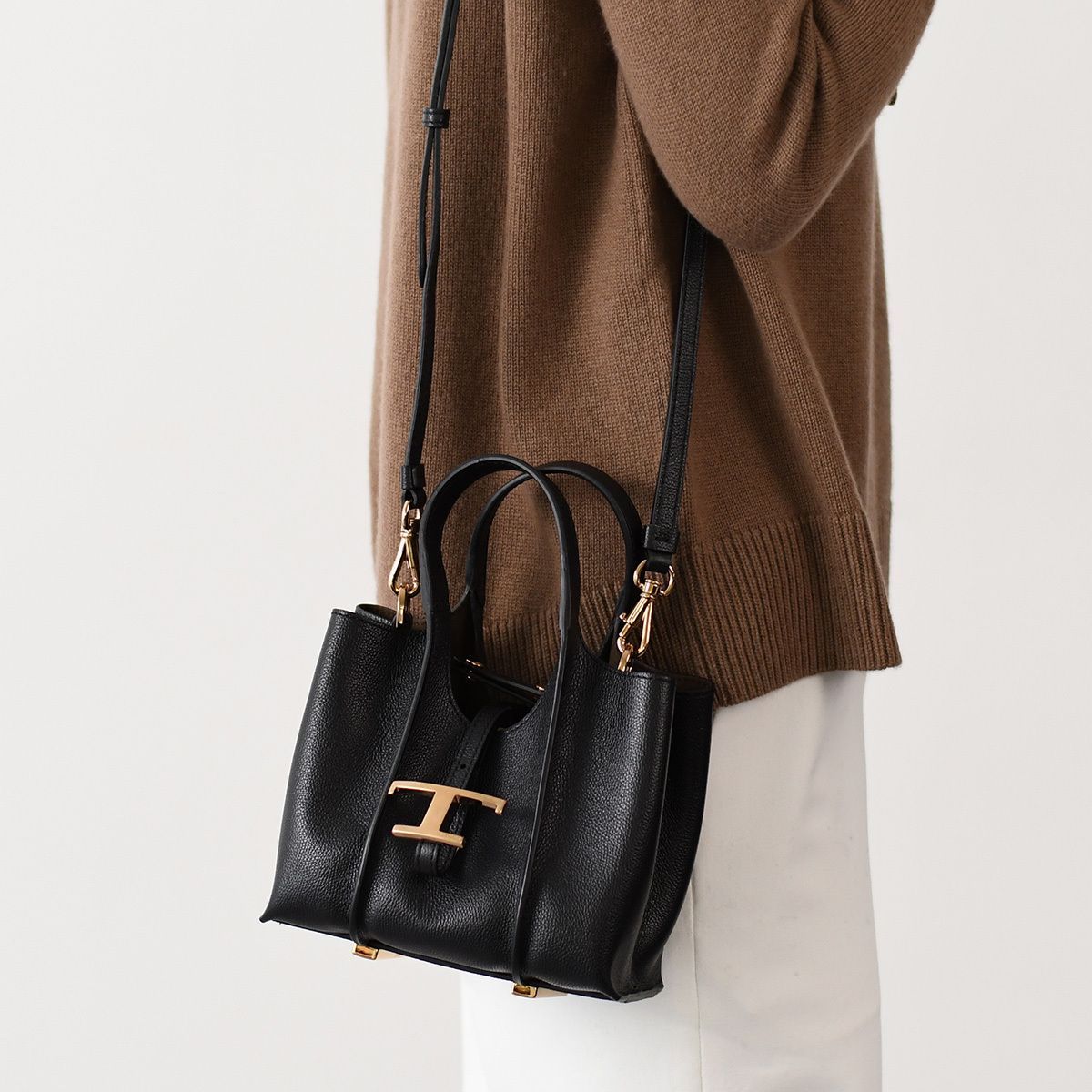 TOD'S トッズ バッグ ハンドバッグ ショルダーバッグ T TOD'S トッズ バッグ ハンドバッグ ショルダーバッグ T