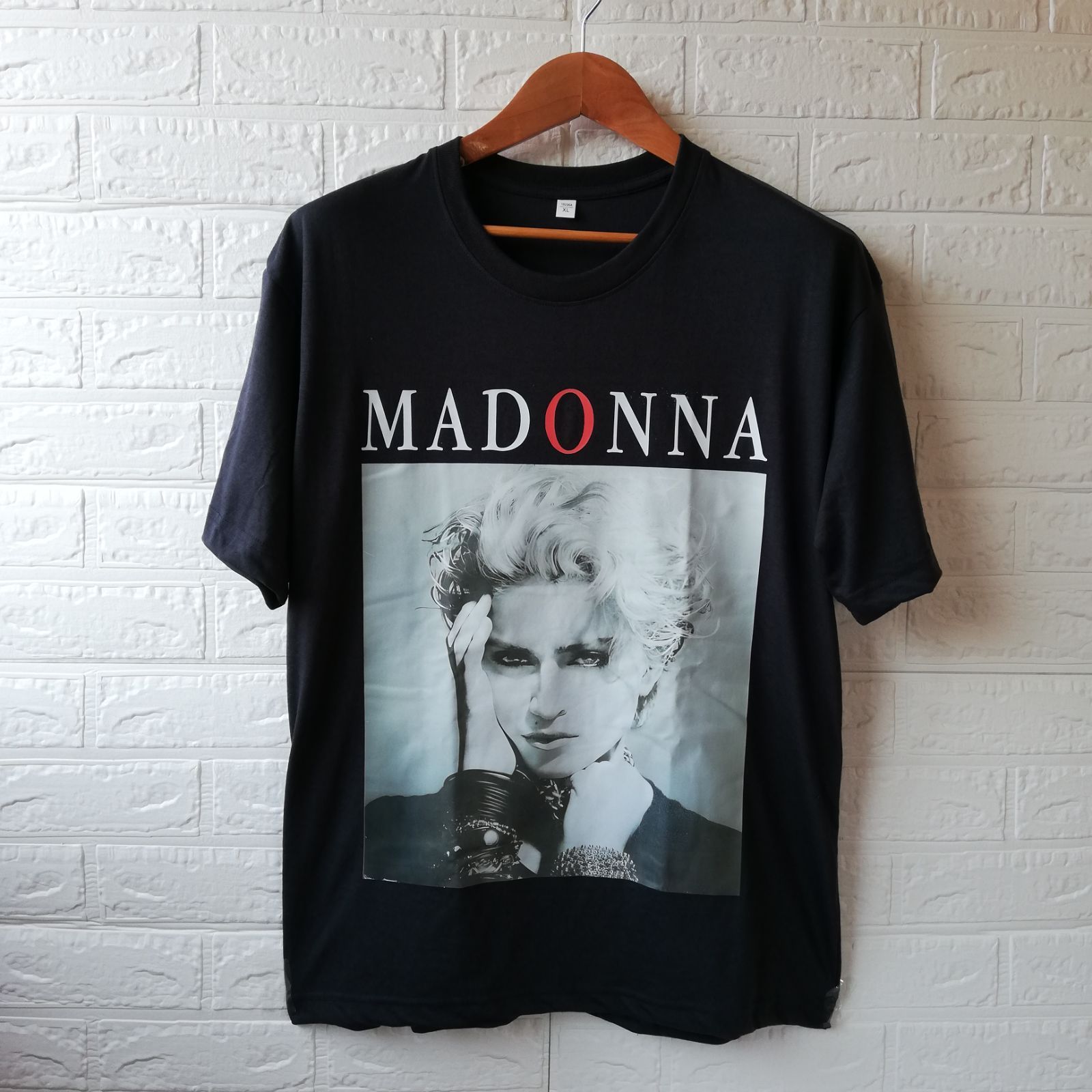 C*8様 貴重　直筆サイン入りマドンナ ビンテージ 半袖Tシャツ保証書付き 直筆サイン入り374Tシャツ | Minayo Select