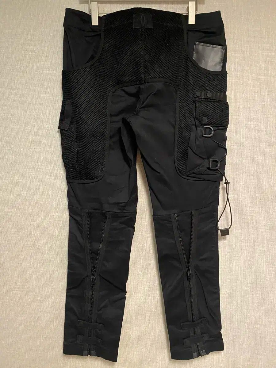 マルセロ ブロンド テクティカル パンツ