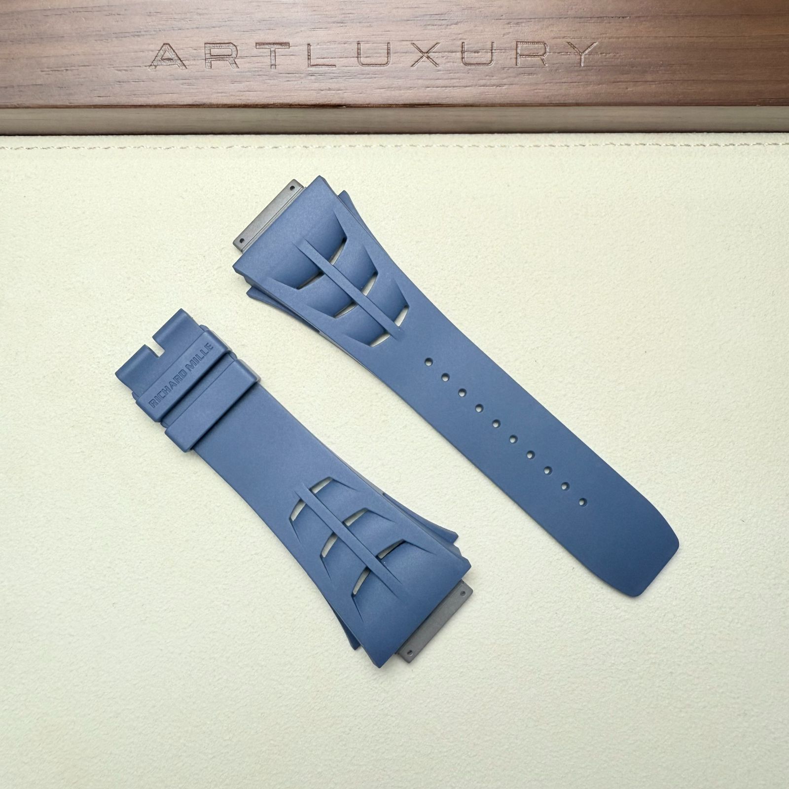 リシャールミル　ラバーストラップ　国内正規品 リシャールミル ラバーストラップ ベルト RichardMille RM11-03 RUBBER