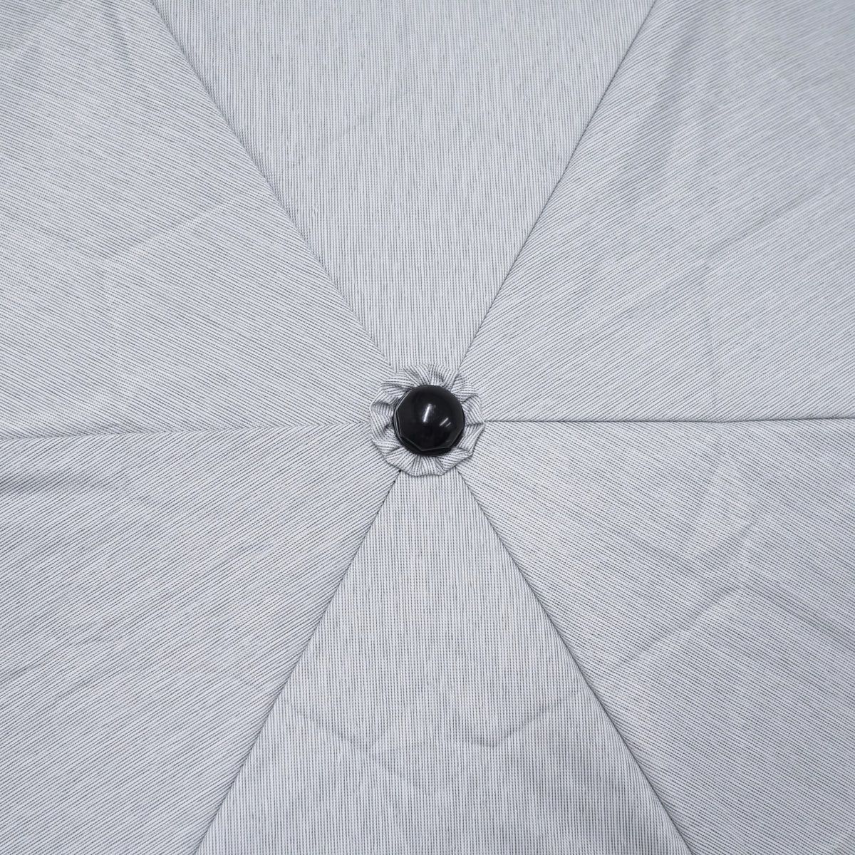 【美品】サンバリア100 3段折り　コンビグレー 3段折 / 白黒ストライプ | 完全遮光日傘｜サンバリア100