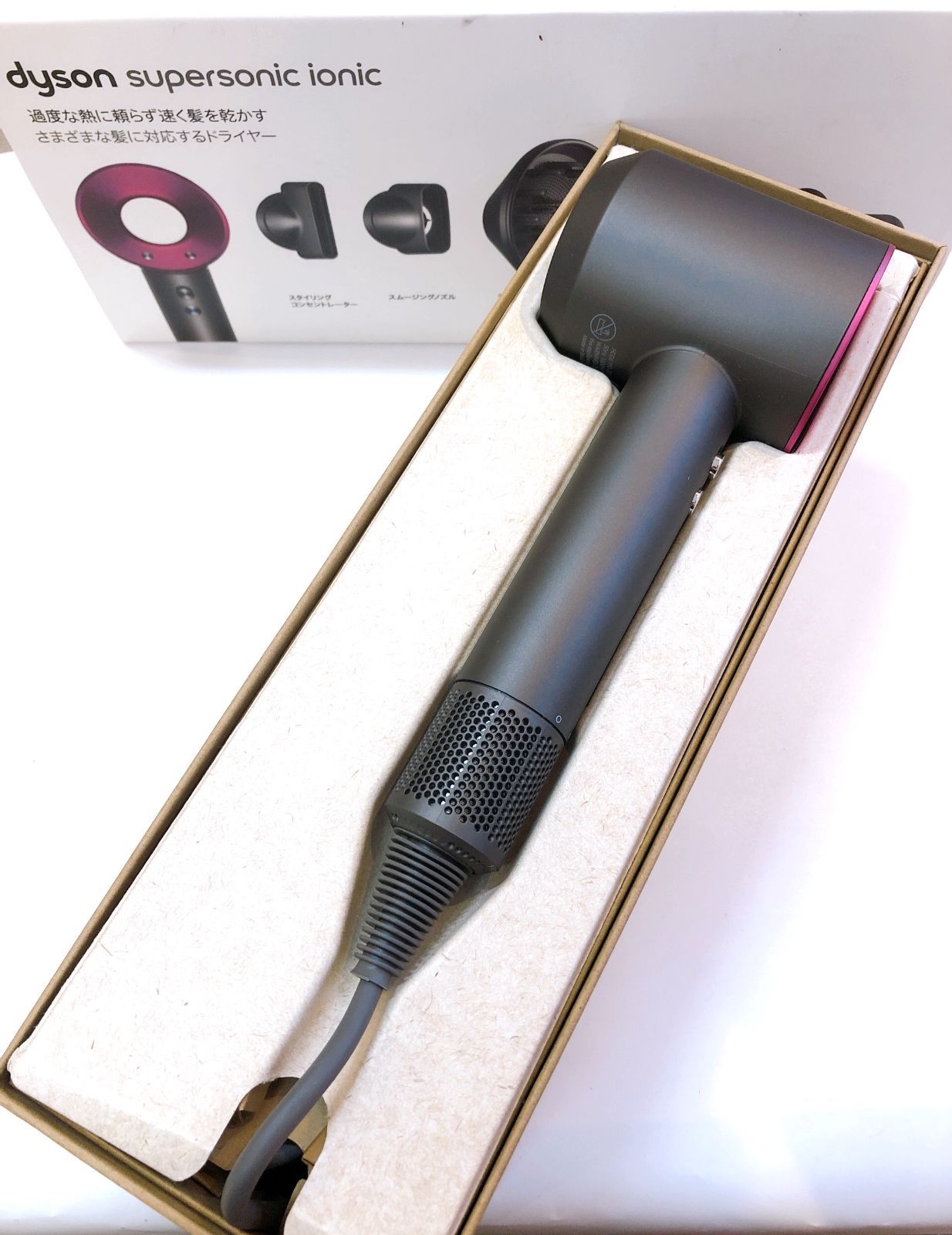 Amazon.co.jp: Dyson(ダイソン) ドライヤー Dyson Airstrait Amazon.co.jp: Dyson(ダイソン) ドライヤー Dyson Airstrait