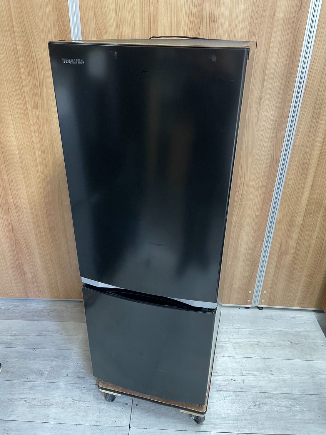 中古】TOSHIBA 2ドア 冷蔵庫 GR-S15BS(K) 2021年製 153L