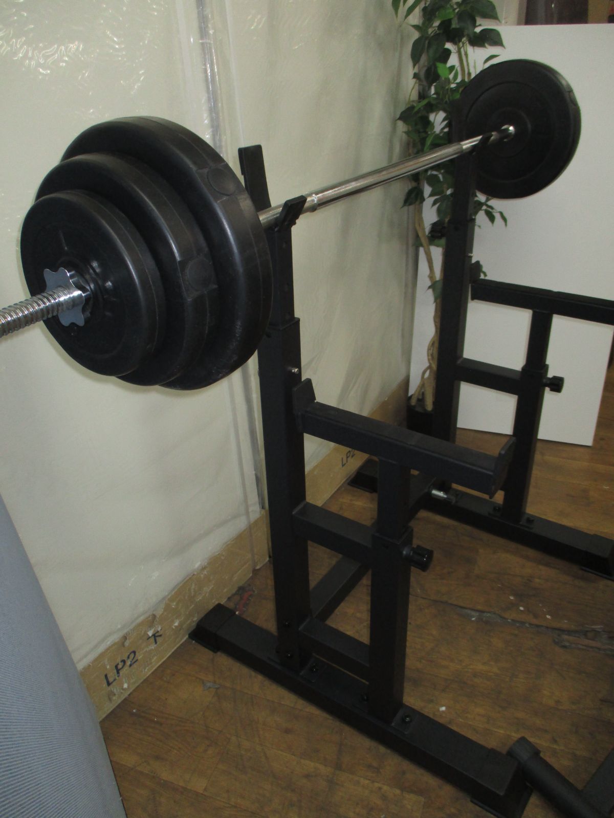 R515 セーフティスタンド ベンチプレス スクワットラック、ベンチ付き  