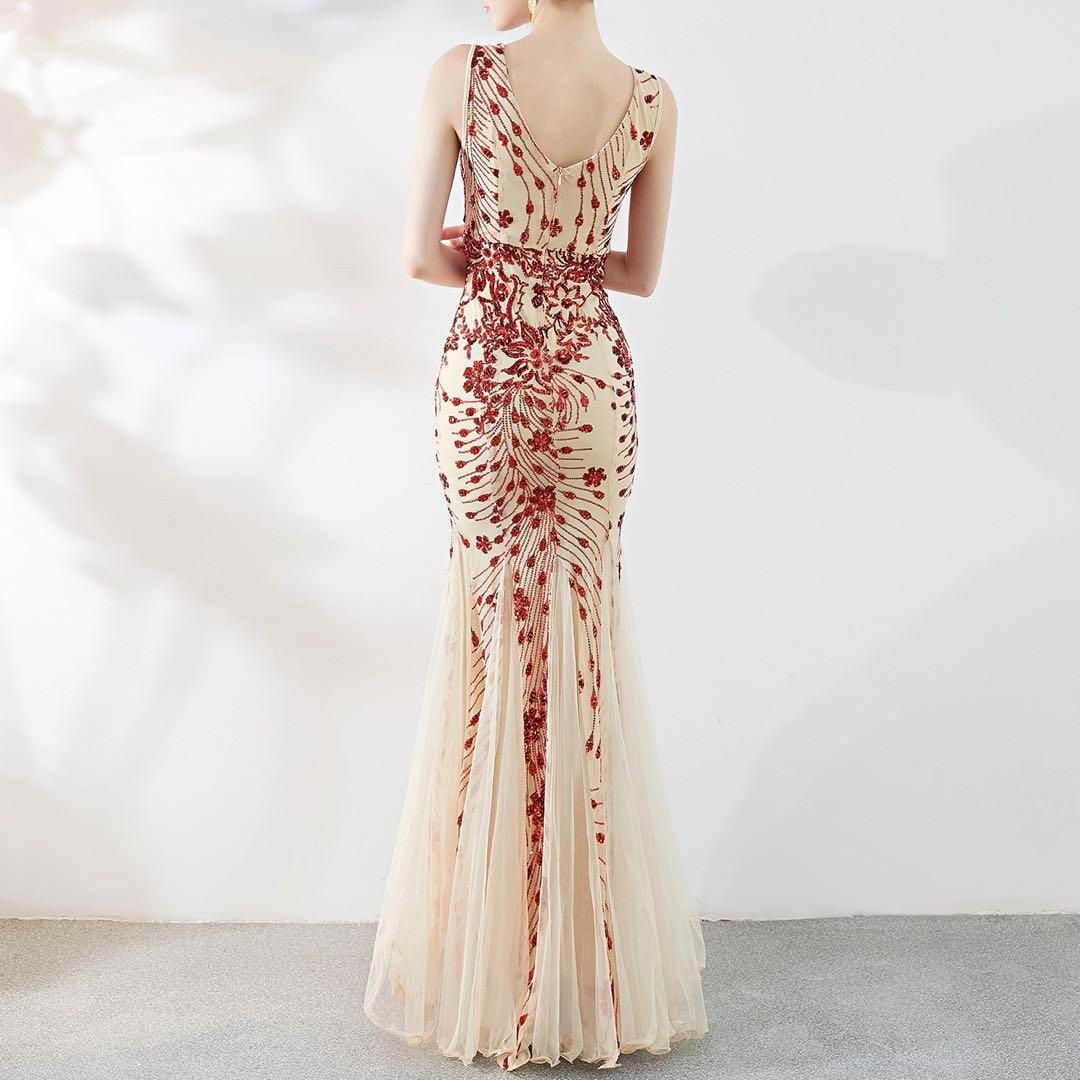 スパンコールのお花のデザインがゴージャスなイブニングドレス - メルカリ