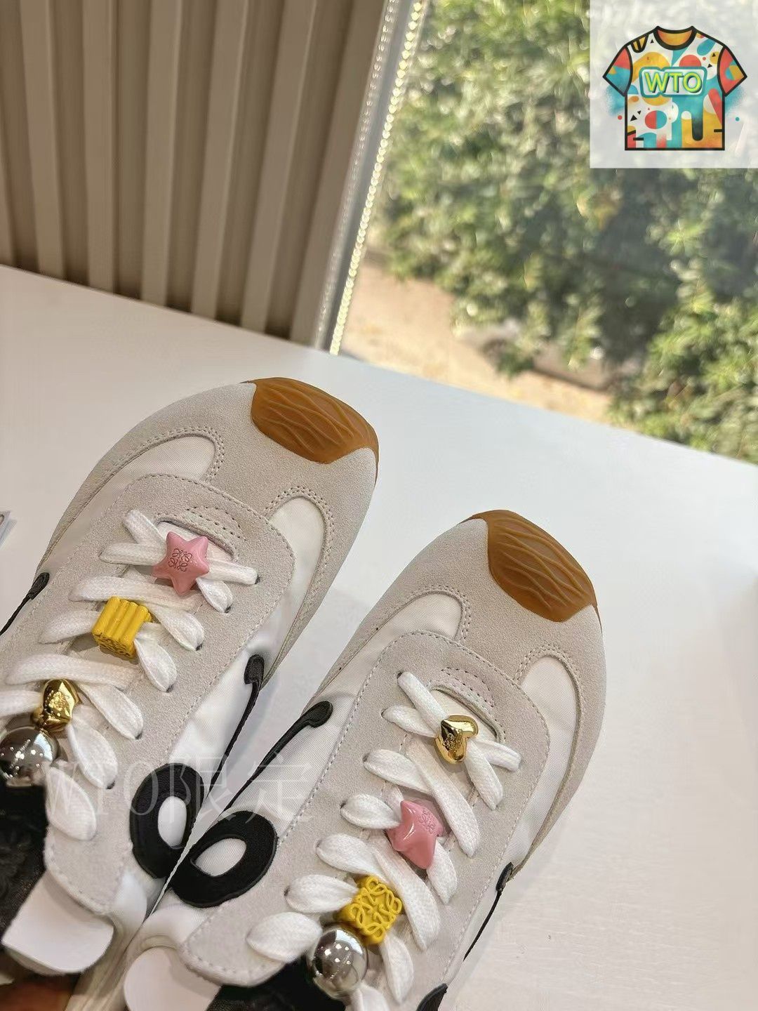 Loewe ロエベ カップル スニーカー04-VW70 - メルカリ
