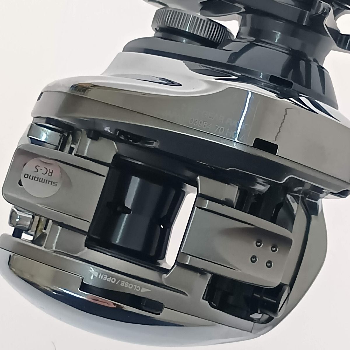 SHIMANO - □□SHIMANO シマノ アンタレスHG 右ハンドル 03984 本体のみ □□ SHIMANO シマノ アンタレスHG 右ハンドル 03984 本体のみ