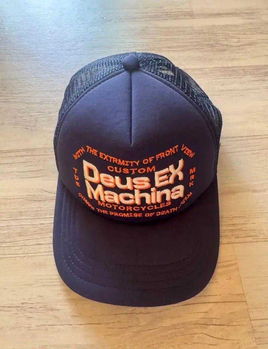 DEUS EX MACHINA(デウスエクスマキナ) トラッカーキャップ 出品