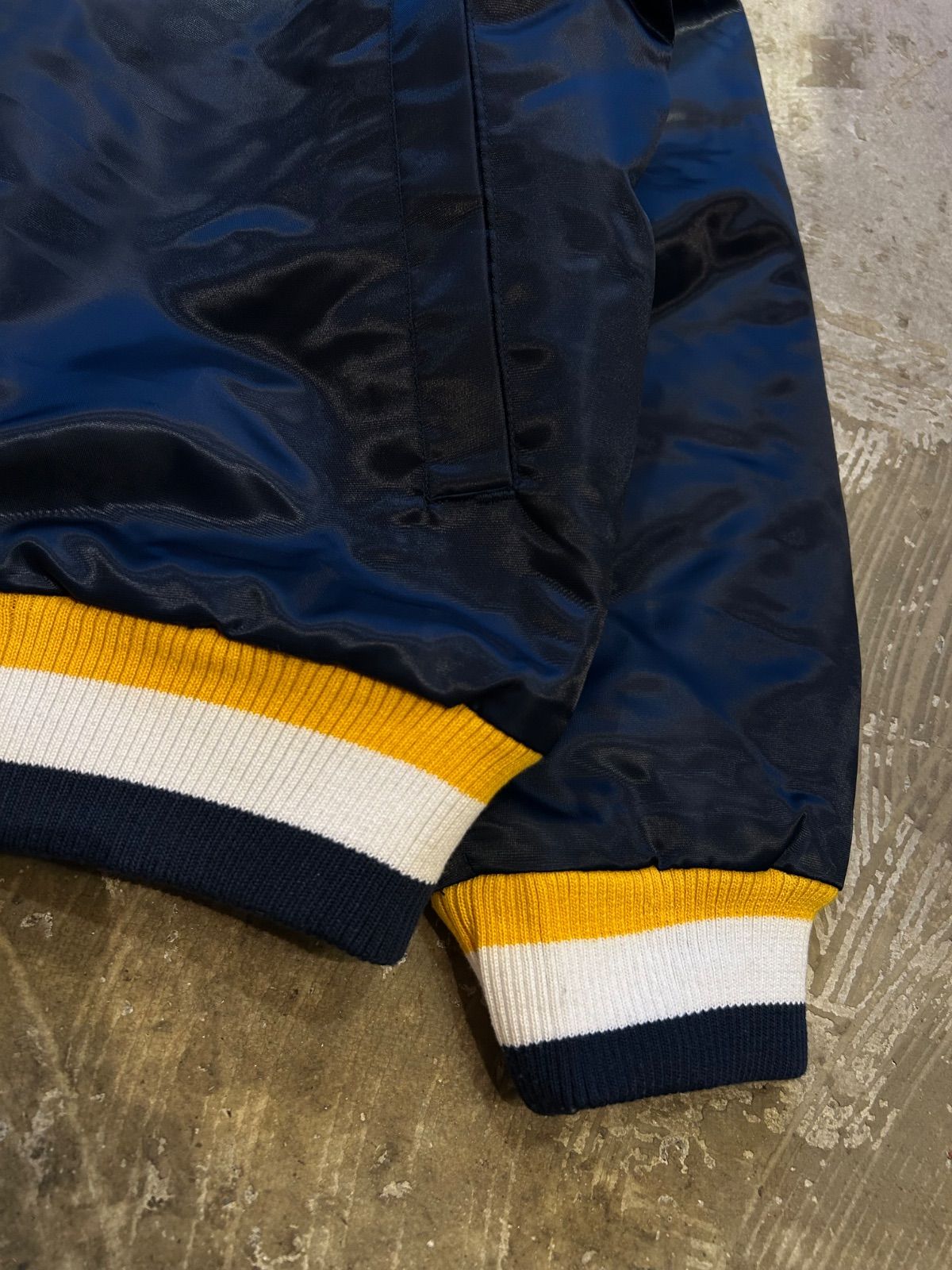 スタジアムジャンパー ネイビー