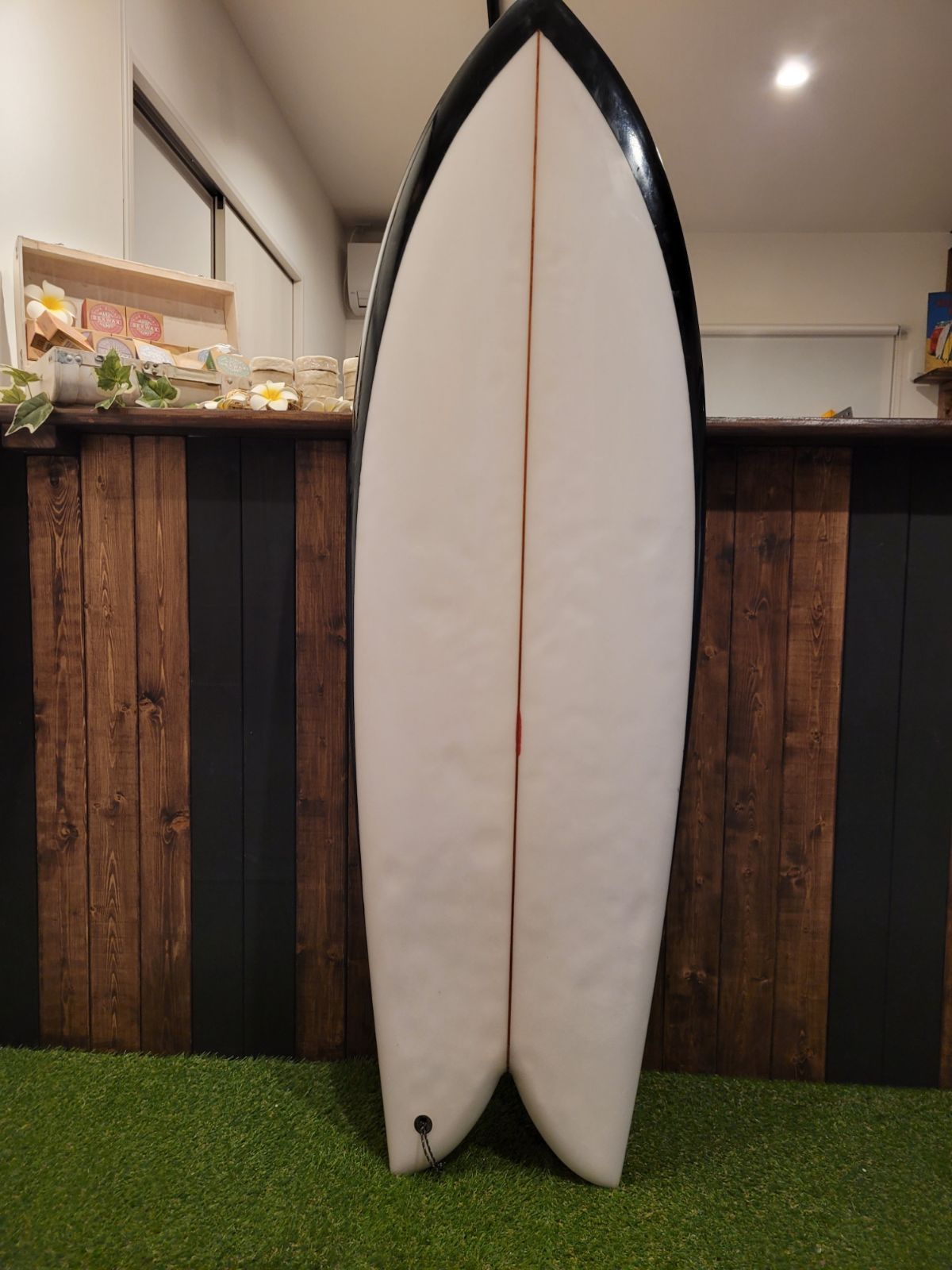 クリステンソンFish 5'8 × 21 1/4 ×2 1/2シングルフィンマッカラムクリステンソンツインフィンフィッシュサーフボードキャプテンフィンフィンタイラーウォーレンスキップフライライアンバーチ