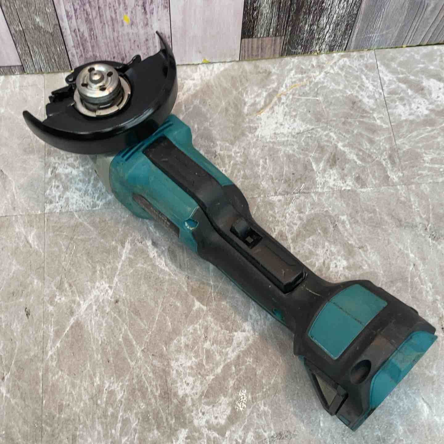 マキタ makita 100mmコードレスディスクグラインダ GA408DZ 八潮店