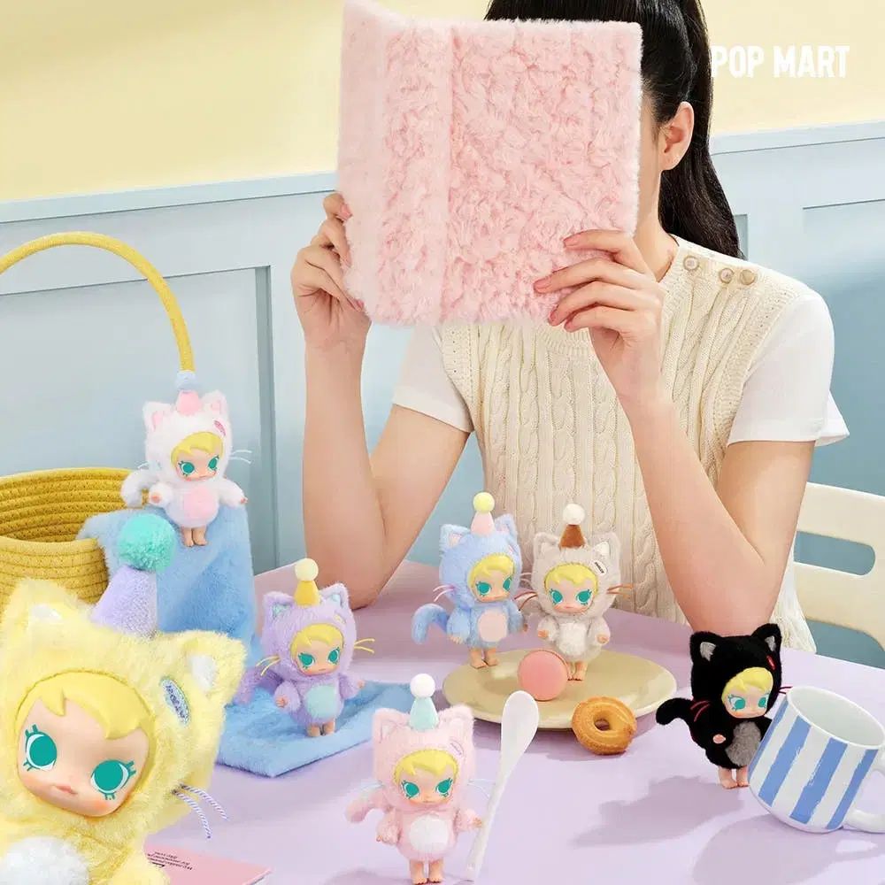 ポップマート ベイビー モリー ポケット 属 みんな シリーズ 人形 キーリング 1Box