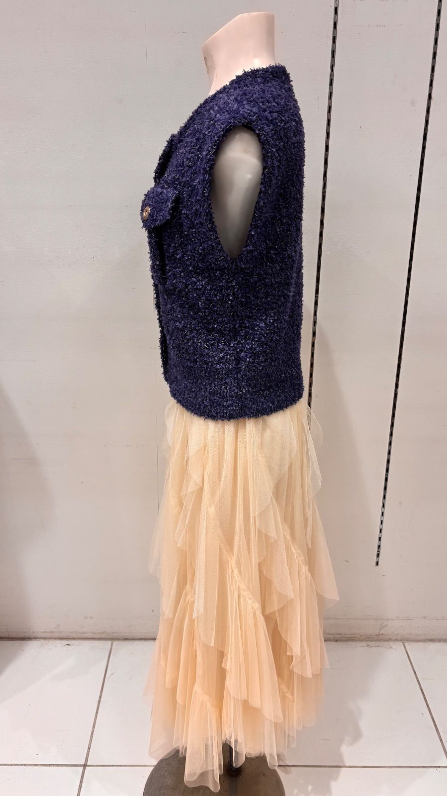 チュールエスカルゴフリルフレアスカート COCO DEAL - メルカリ