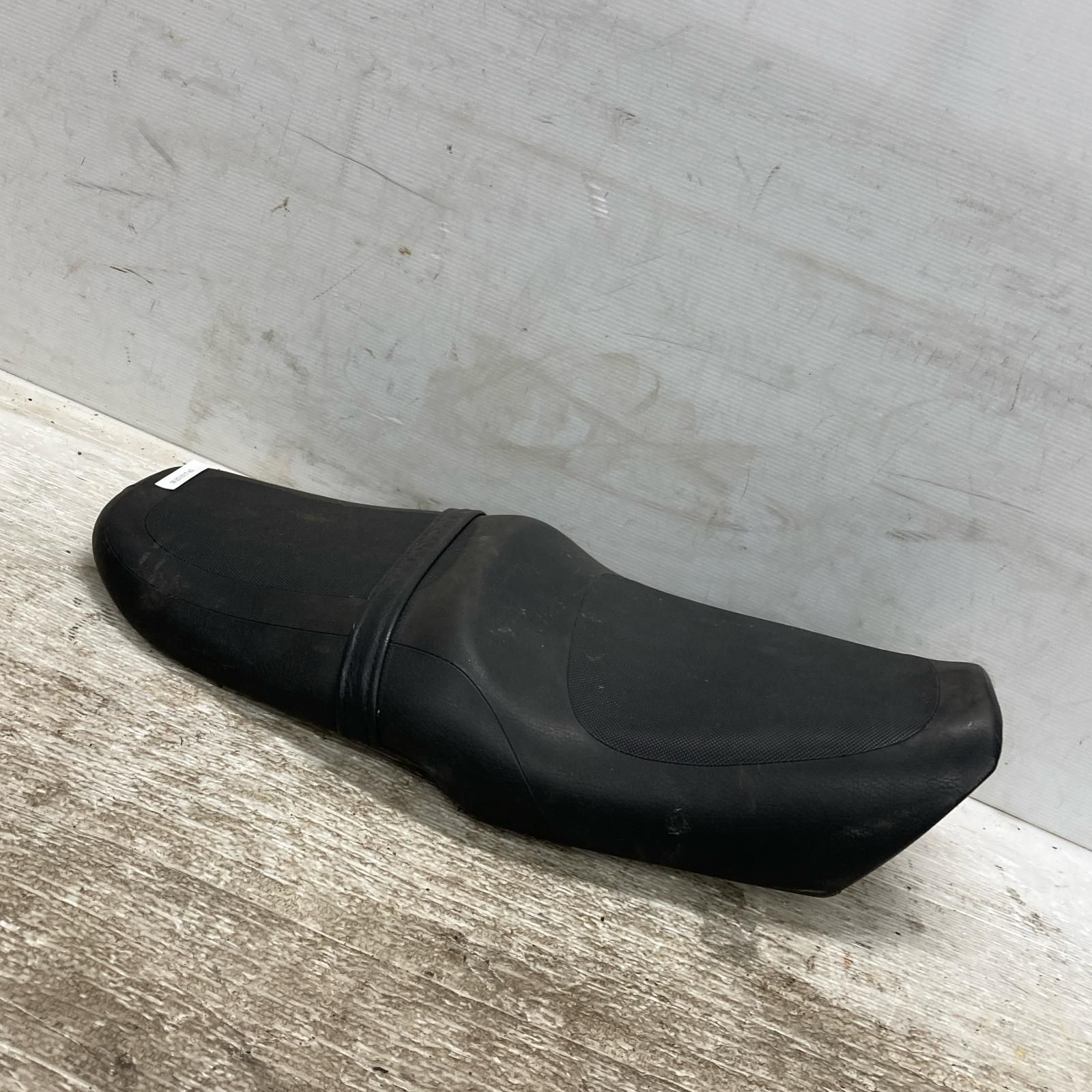 SUZUKI バンディット250 GJ77A シート スズキ