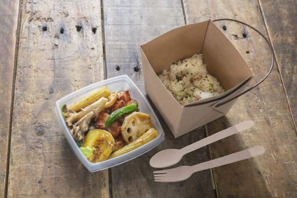 使い捨てスプーン