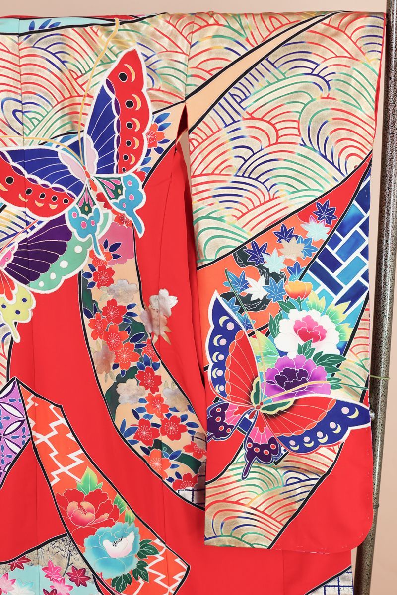 朱赤 古典文様 花 熨斗 蝶々 正絹 色打掛(cl_kimono2324) - メルカリ 